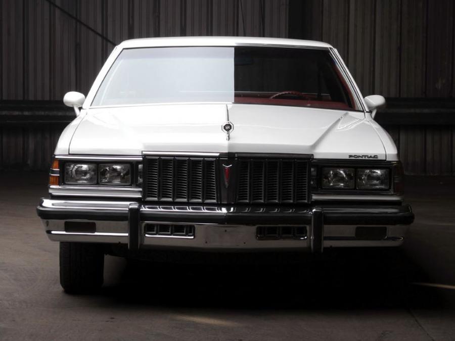  Pontiac Parisienne Brougham Coupe 1979 года  (фото 9 из 9)